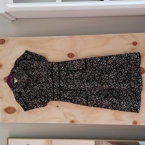 Adorable Black and White Dress with POCKETS